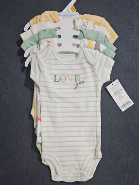 Carters Newborn Body Suits Set 5